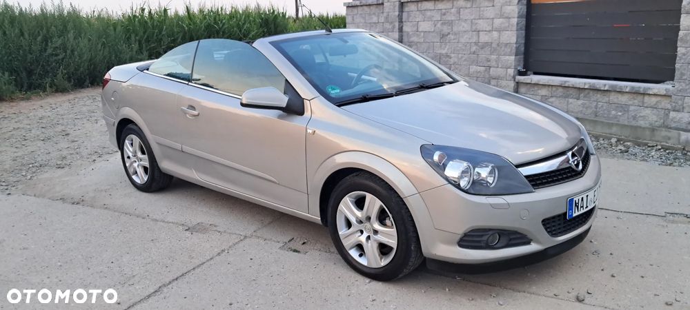 Opel Astra 1.6 Cosmo - 1