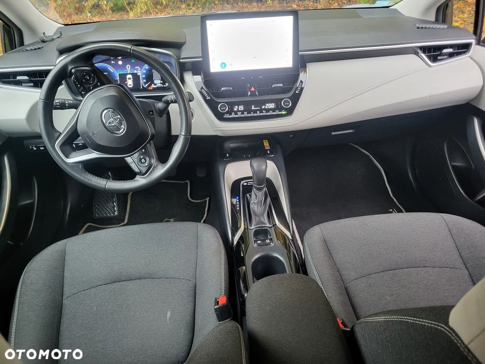 Toyota Corolla - 19