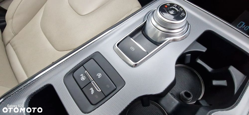 Ford Edge - 12