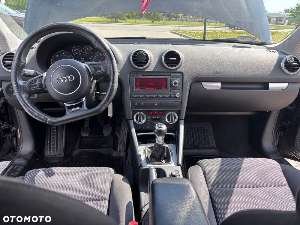 Audi A3 Sportback - 8