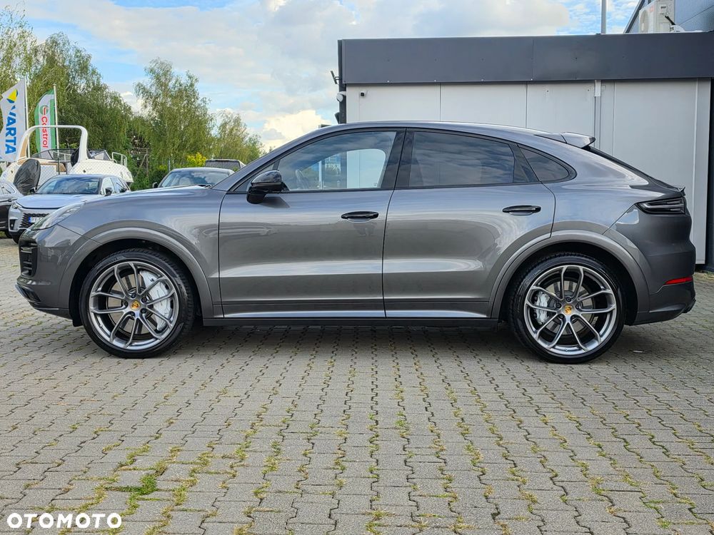 Porsche Cayenne Turbo - 5