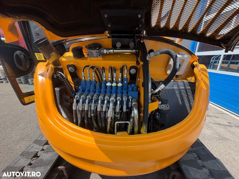 JCB Excavator pe șenile din cauciuc JCB 8045 ZTS 4.5T - 11