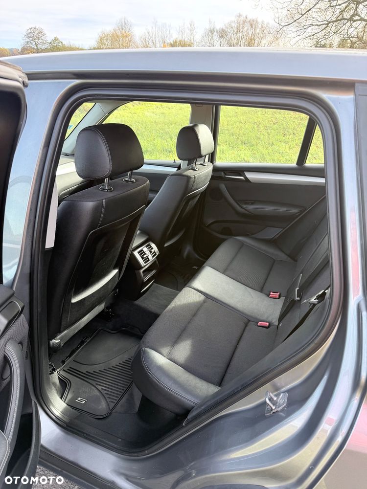 BMW X3 xDrive20d - 8