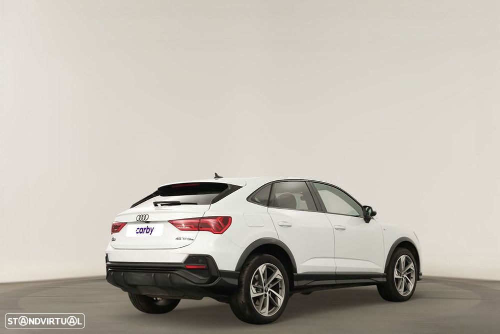 Audi Q3 Sportback 45 TFSIe S line S tronic - 4