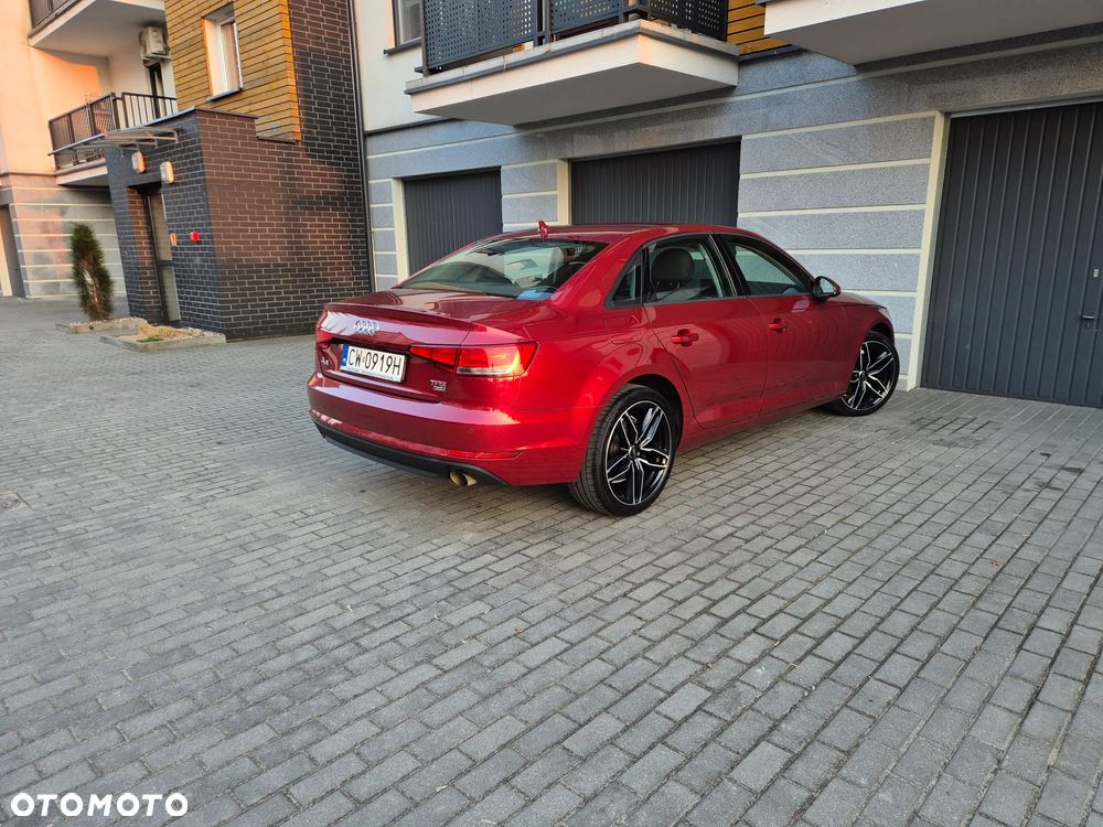 Audi A4 Limousine 2.0 TFSI ultra S tronic - 5