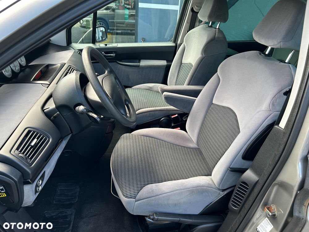 Citroën C8 2.0 HDi SX - 20