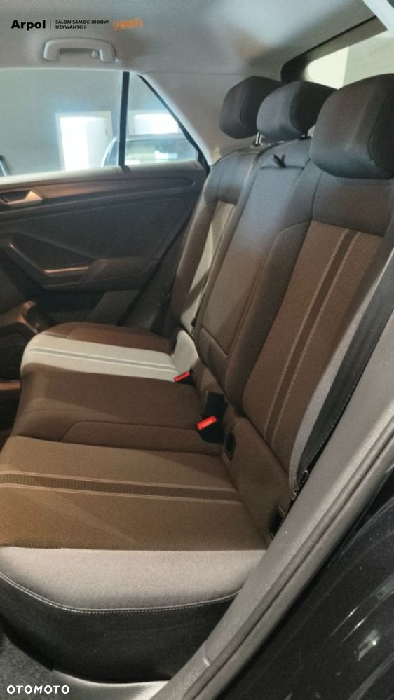 Volkswagen T-Roc - 26