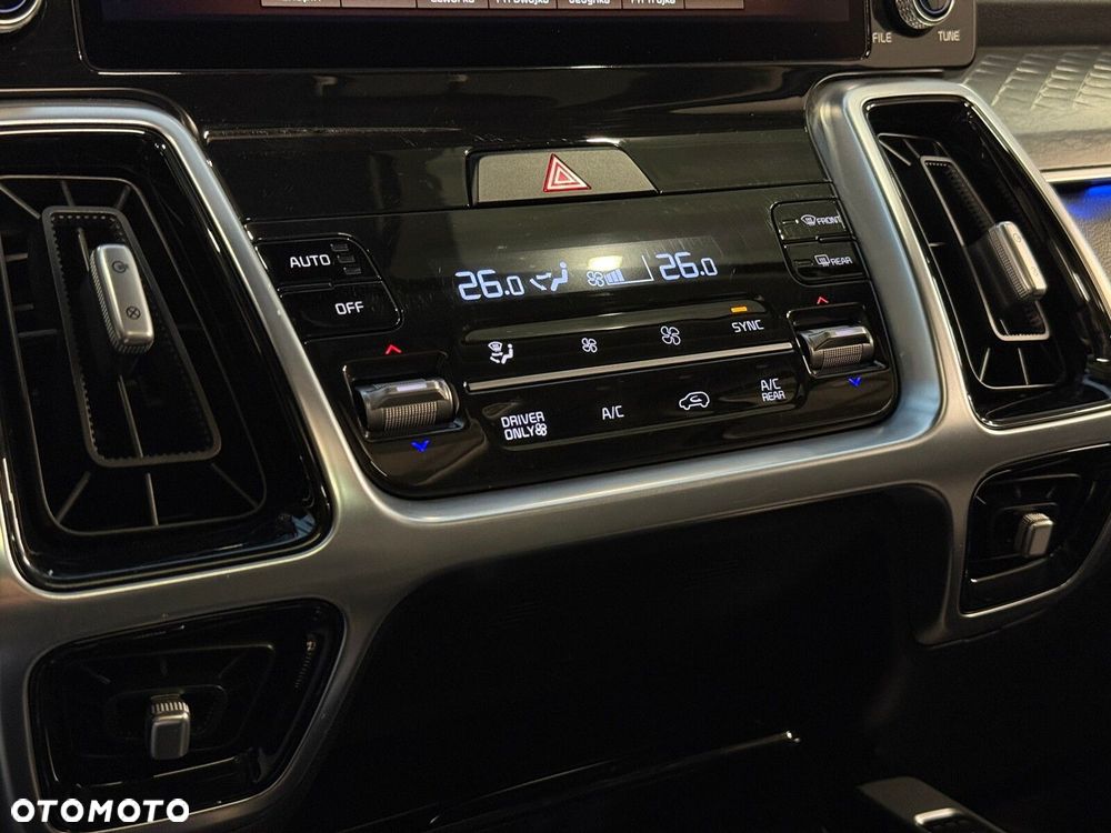 Kia Sorento 1.6 T-GDI HEV XL 7os - 38