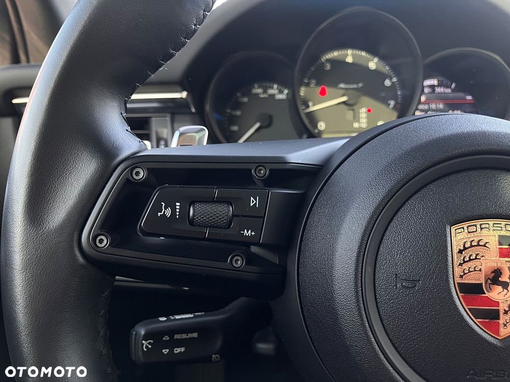 Porsche Macan T - 31