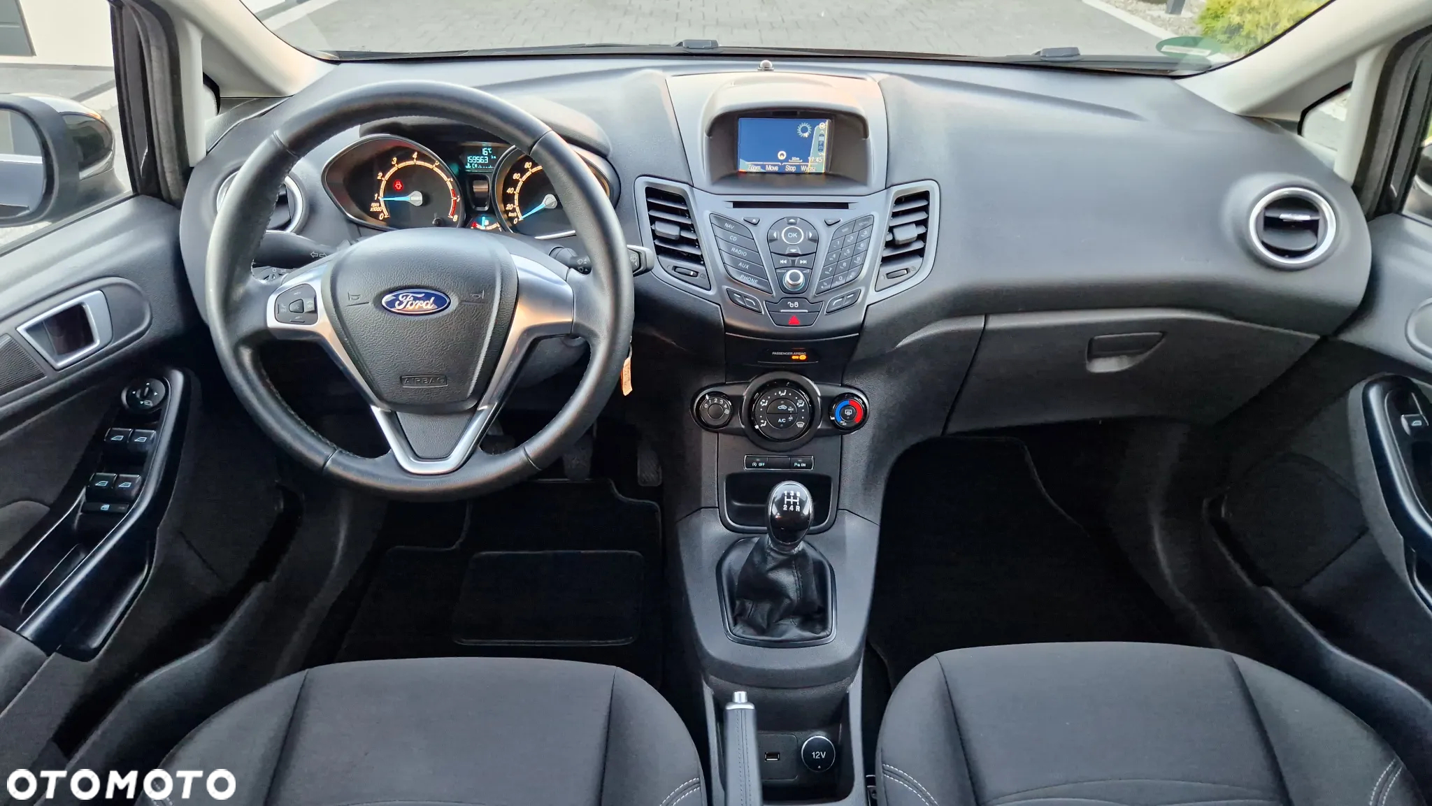 Ford Fiesta 1.0 EcoBoost Titanium - 6