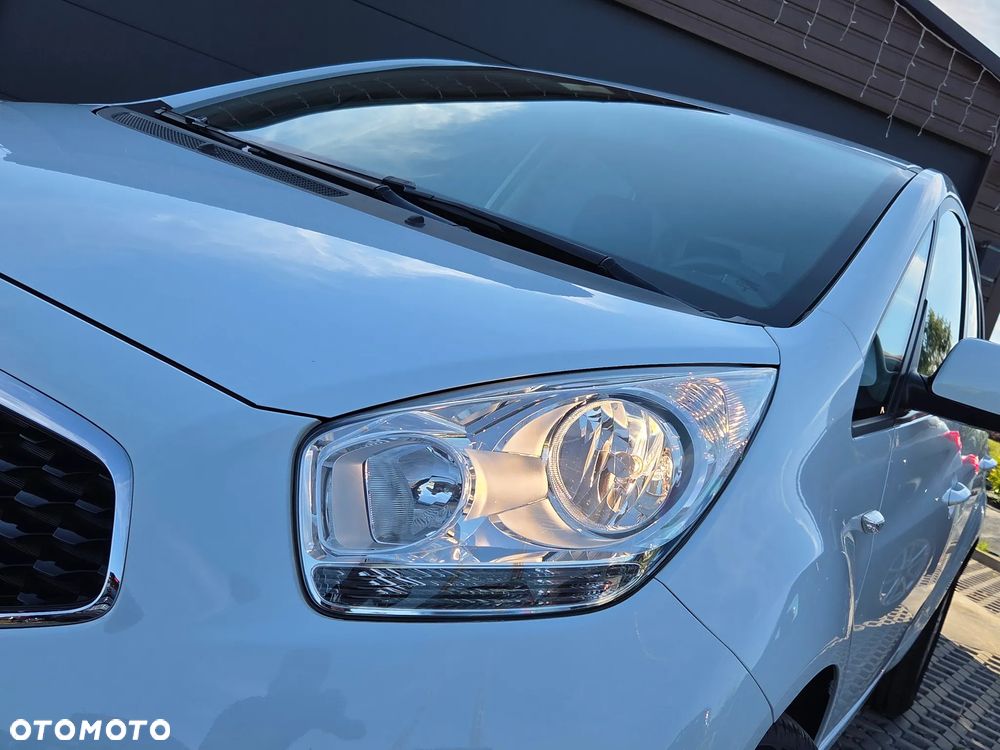 Kia Venga - 12