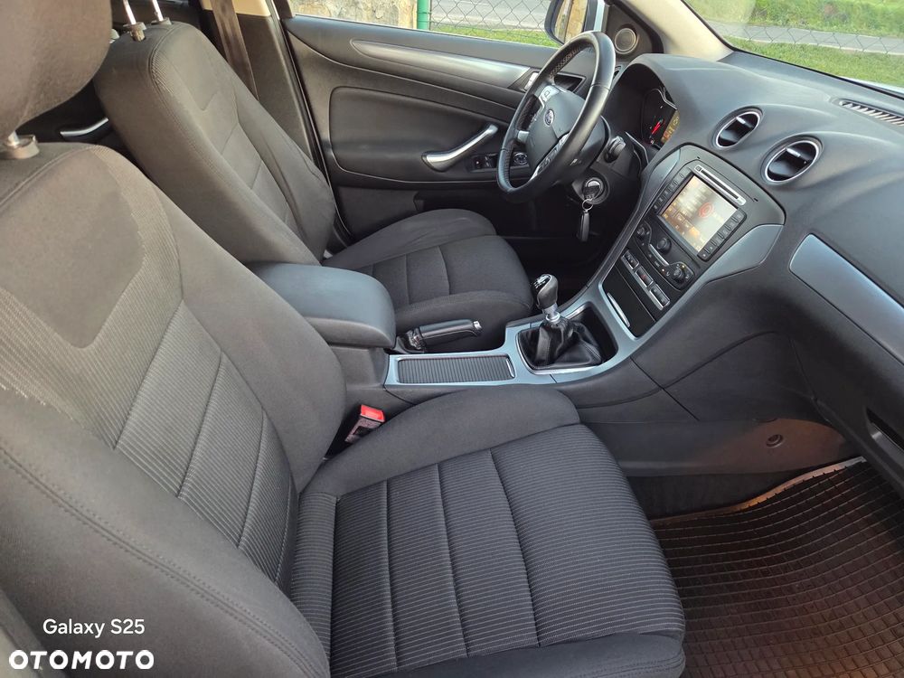 Ford Mondeo 2.0 TDCi Titanium - 11