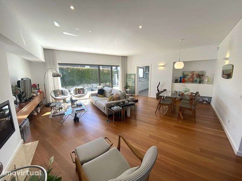 Queijas - Moradia T4 - Grande imagem: 5/12