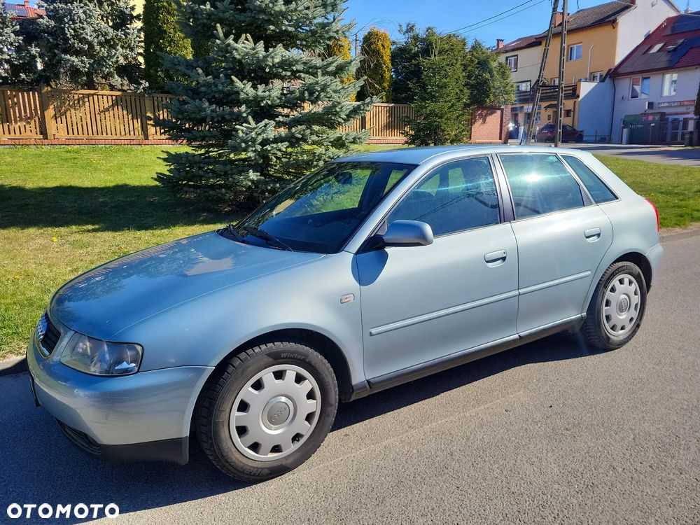 Audi A3 Sportback 1.8 Attraction - 5