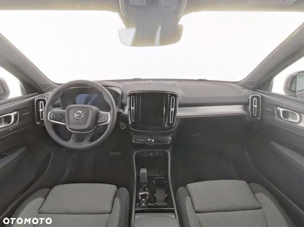 Volvo XC 40 - 6