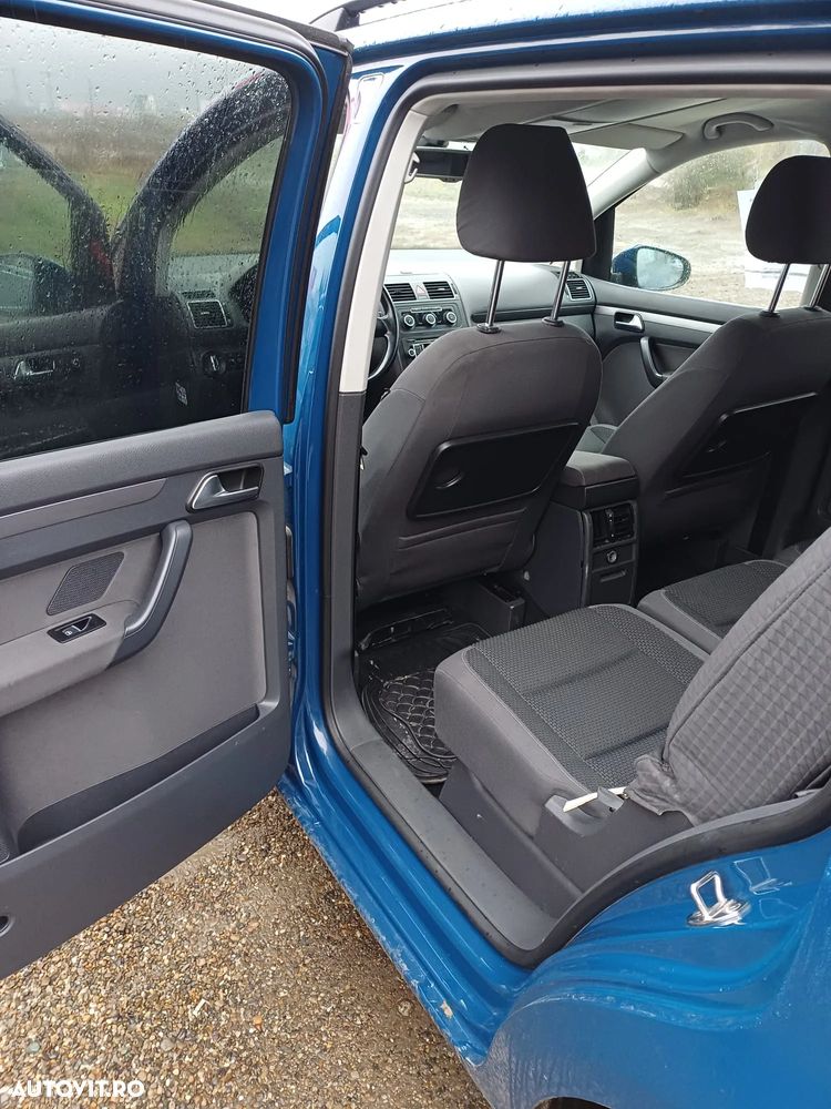 Volkswagen Touran 2.0TDI Highline - 5