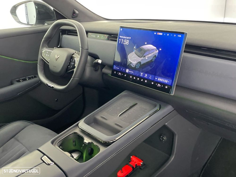 Voyah Courage 80 kWh Luxury (TT)AWD - 22