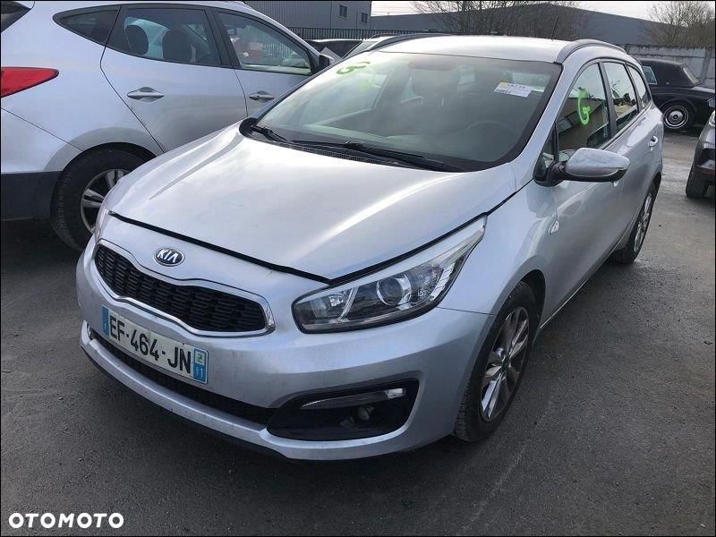 Kia Ceed - 3
