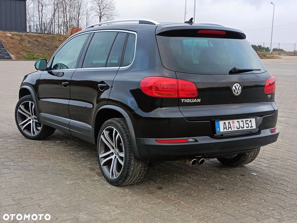 Volkswagen Tiguan - 27