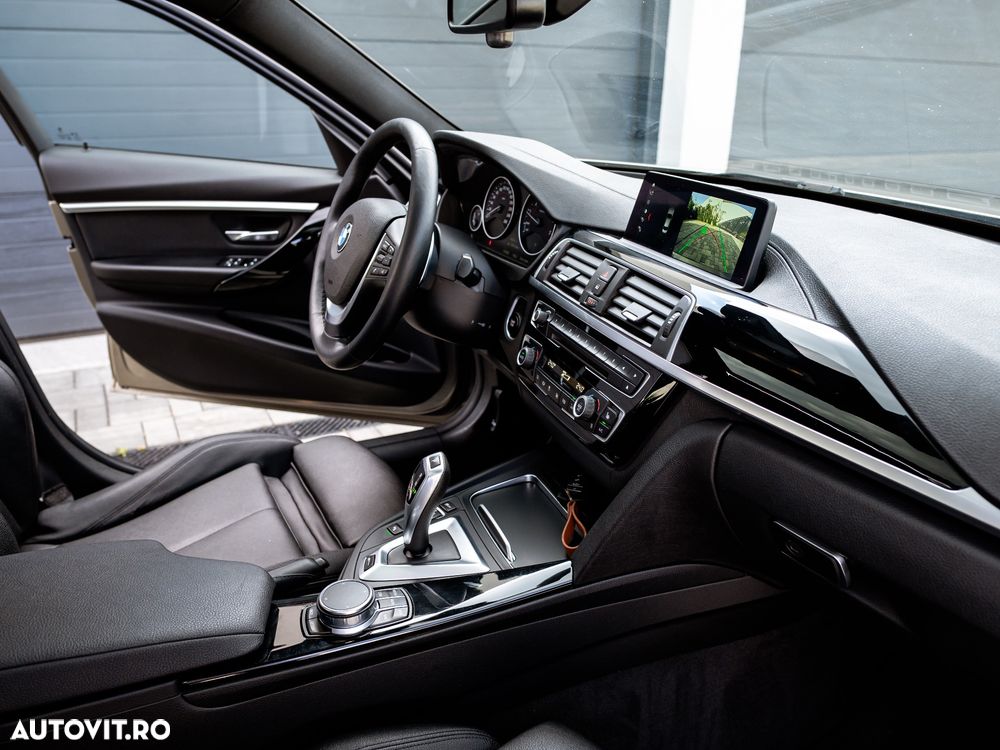 BMW Seria 3 330e iPerformance Sport Line - 31