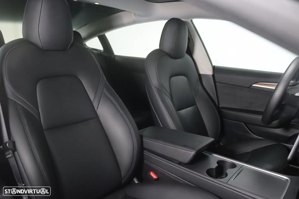 Tesla Model 3 Standard Range Plus RWD - 18