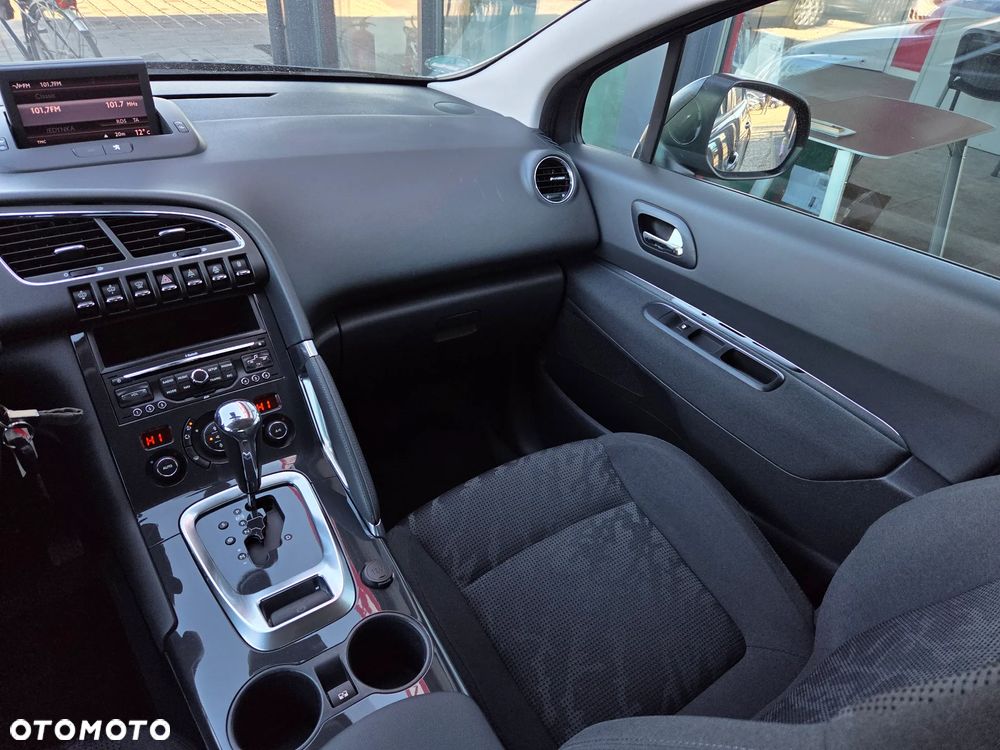 Peugeot 3008 HDi 160 Automatik Allure - 21