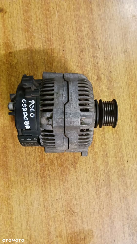 Alternator Volkswagen Golf 3 III Polo 6N Lupo Cordoba Ibiza 70A Bosch 028903025H 1.0 1.4 1.6 Benzyna