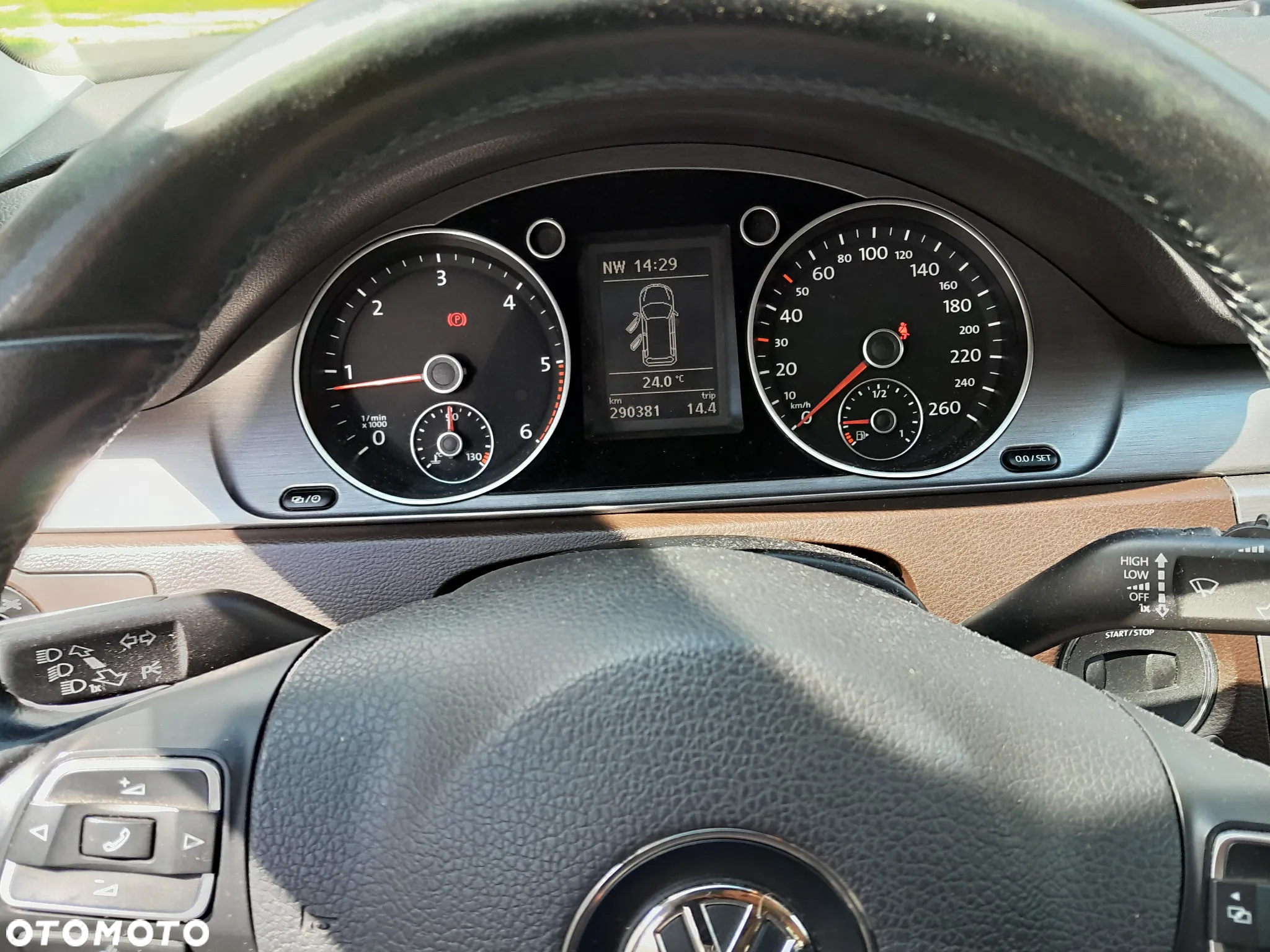 Volkswagen Passat 2.0 TDI Comfortline - 13