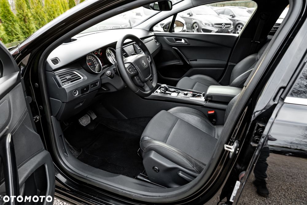 Peugeot 508 Hybrid4 - 17