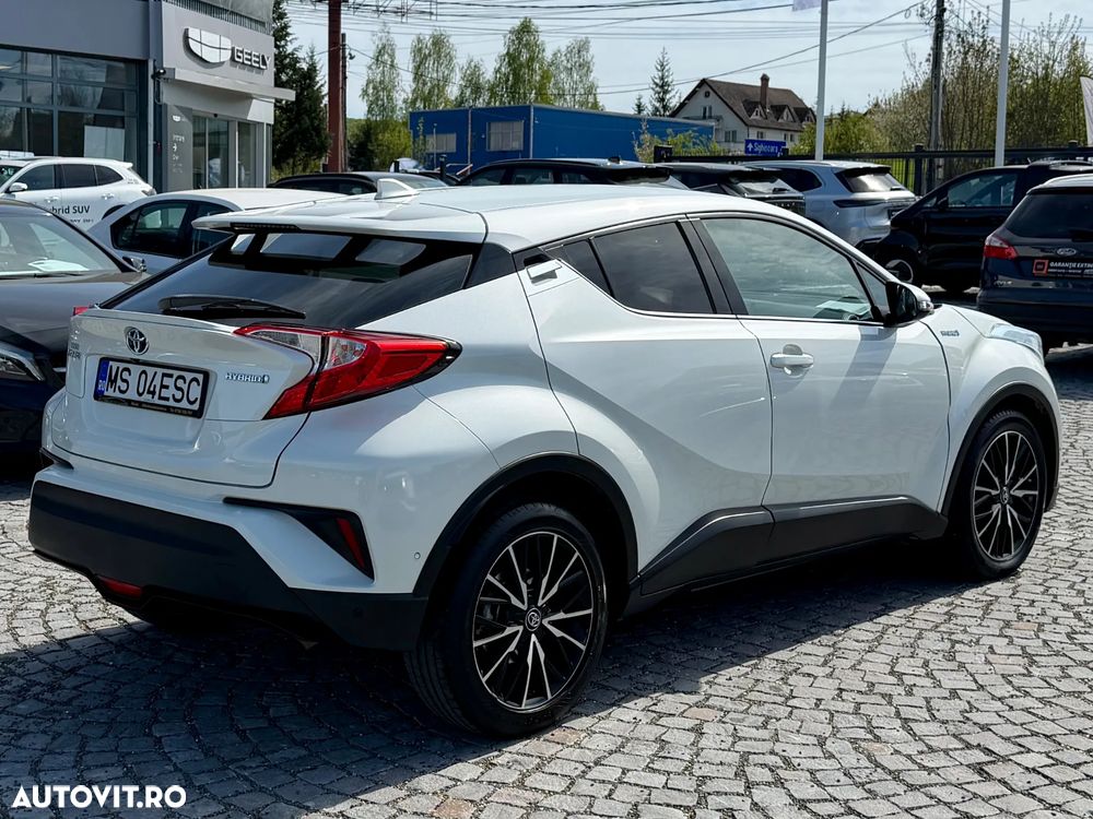 Toyota C-HR Lounge - 3