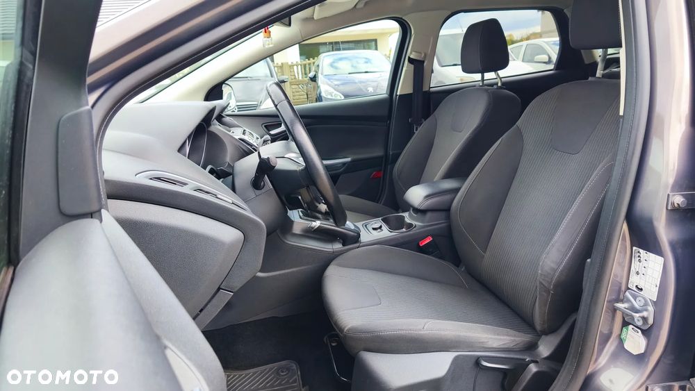 Ford Focus Turnier 1.6 EcoBoost Start-Stopp-System Titanium - 18