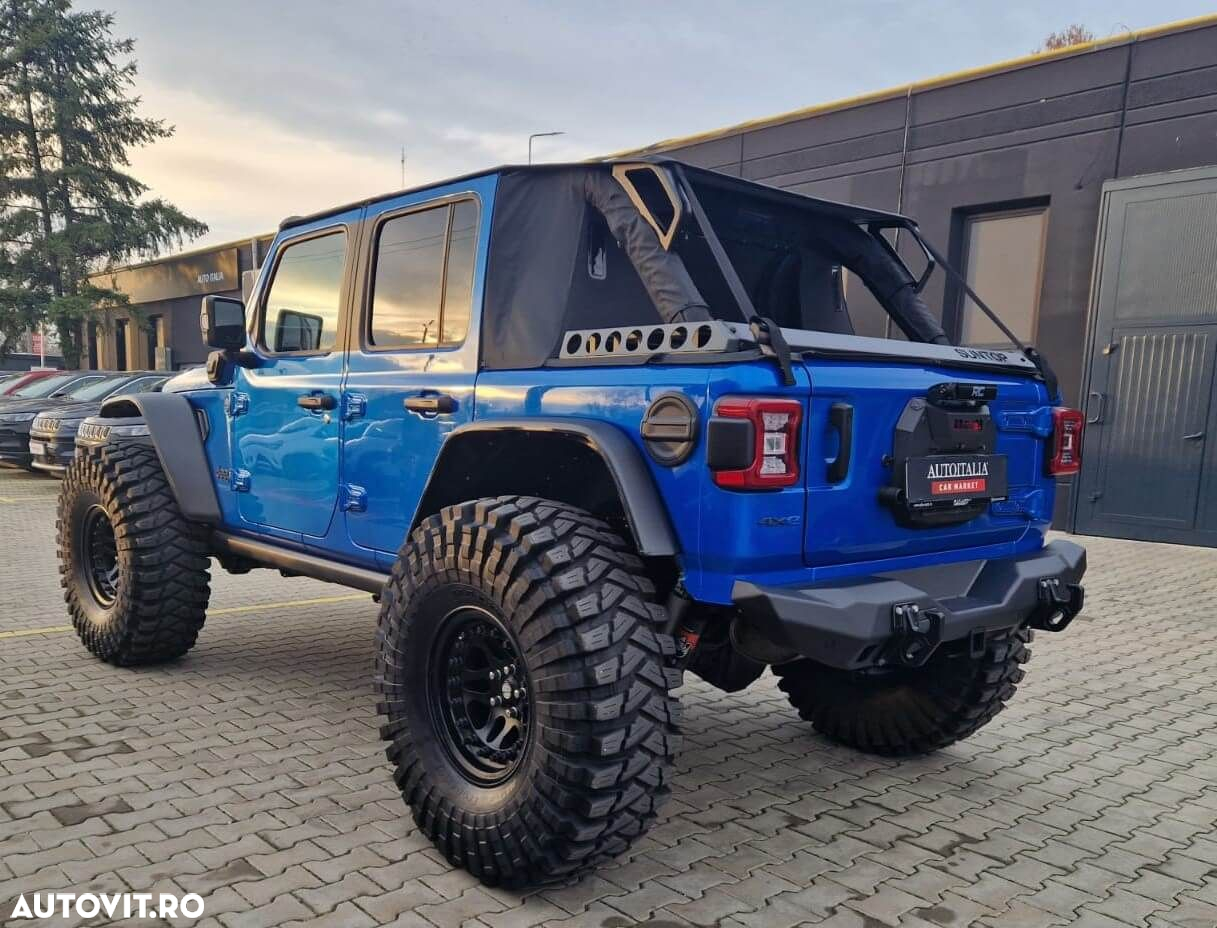 Jeep Wrangler - 3