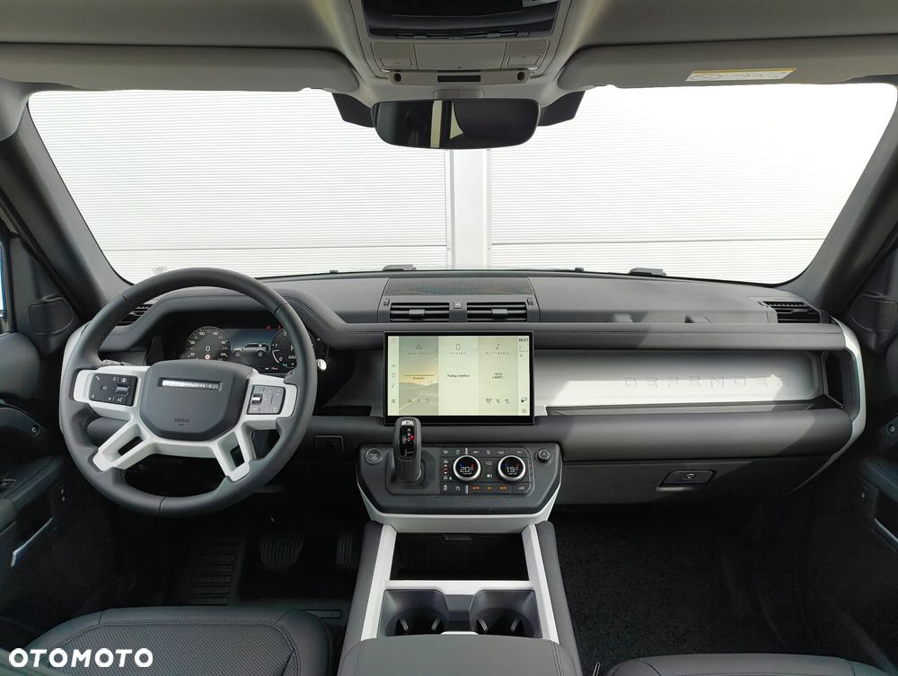 Land Rover Defender - 14