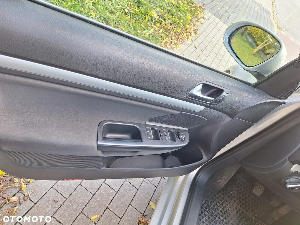 Volkswagen Golf 1.4 TSI Highline - 9