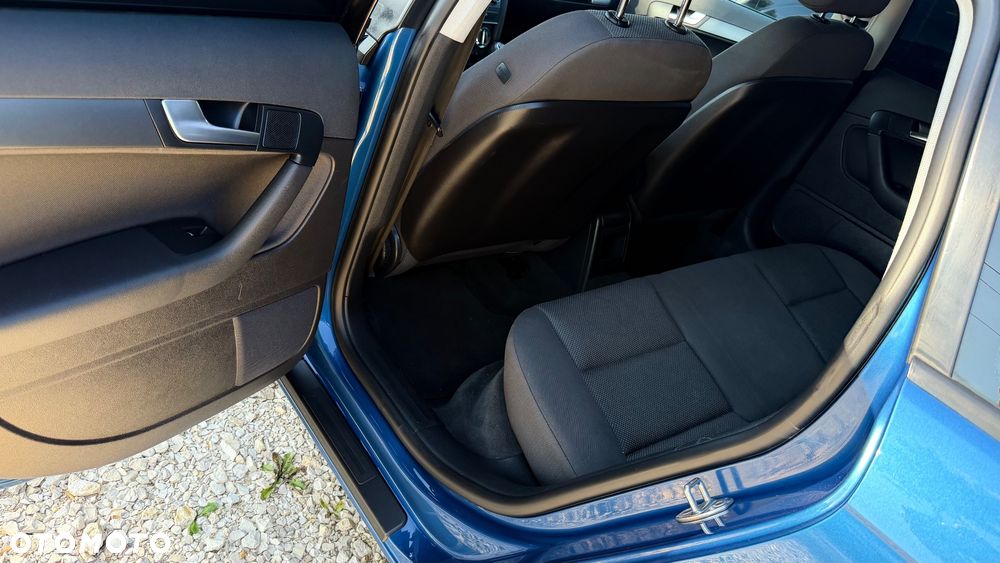 Audi A3 Sportback 1.6 Attraction - 37