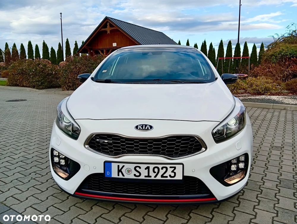 Kia Ceed Cee'd 1.6 T-GDI GT - 6