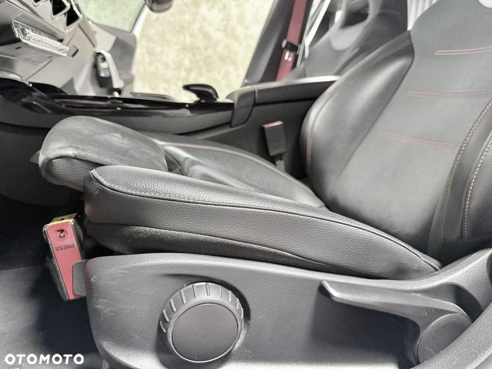 Mercedes-Benz Klasa A AMG 35 4Matic AMG Speedshift DCT 8G AMG Line Advanced Plus - 25