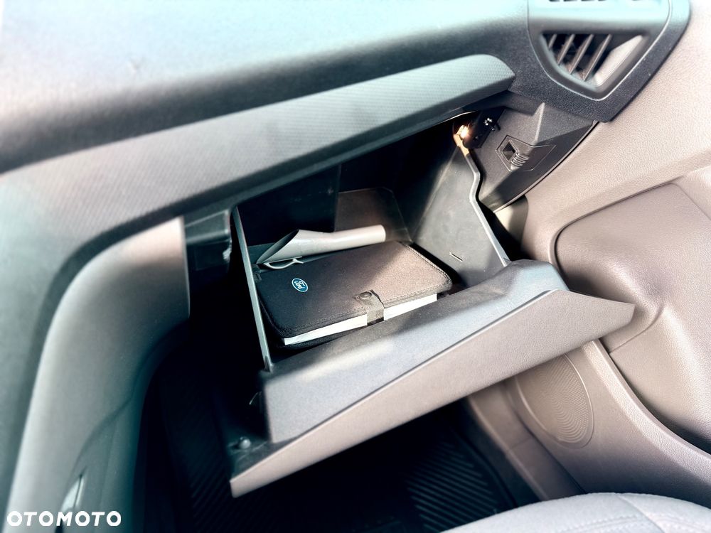Ford Tourneo Connect Grand - 14