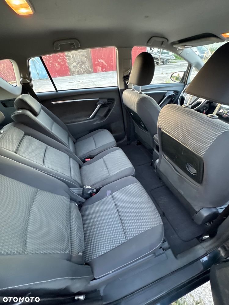 Toyota Verso 1.8 Prestige - 19