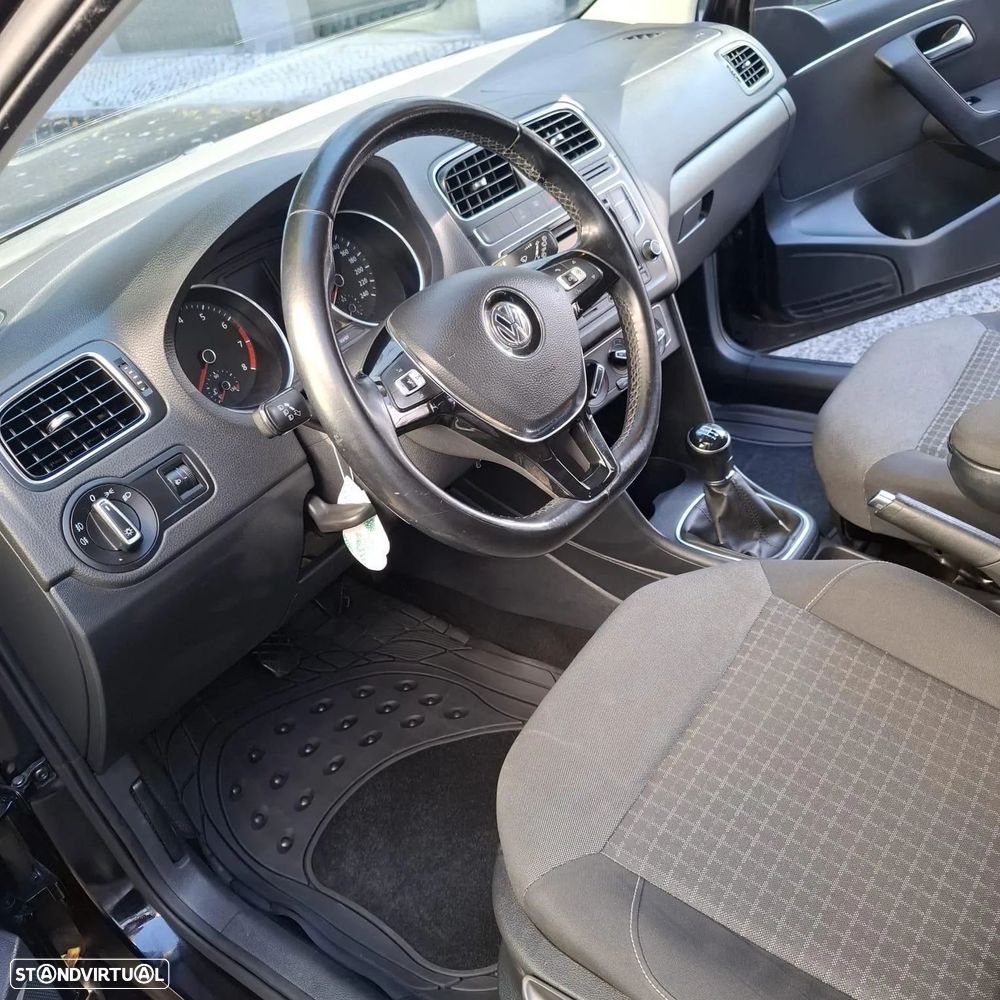 VW Polo 1.0 Confortline - 11