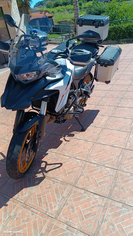 QJ Motor SRT 700X - 1