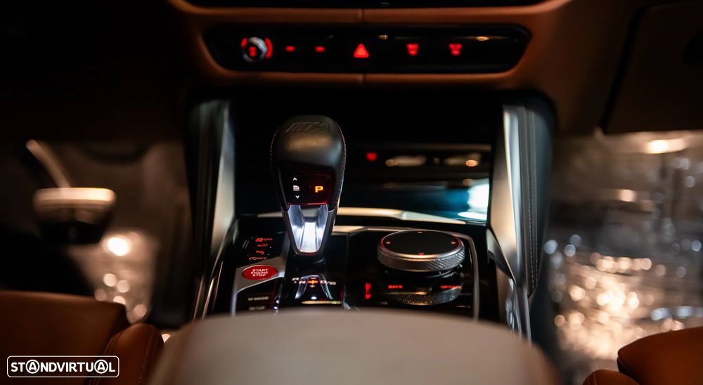 BMW M3 Competition Touring M xDrive - 34