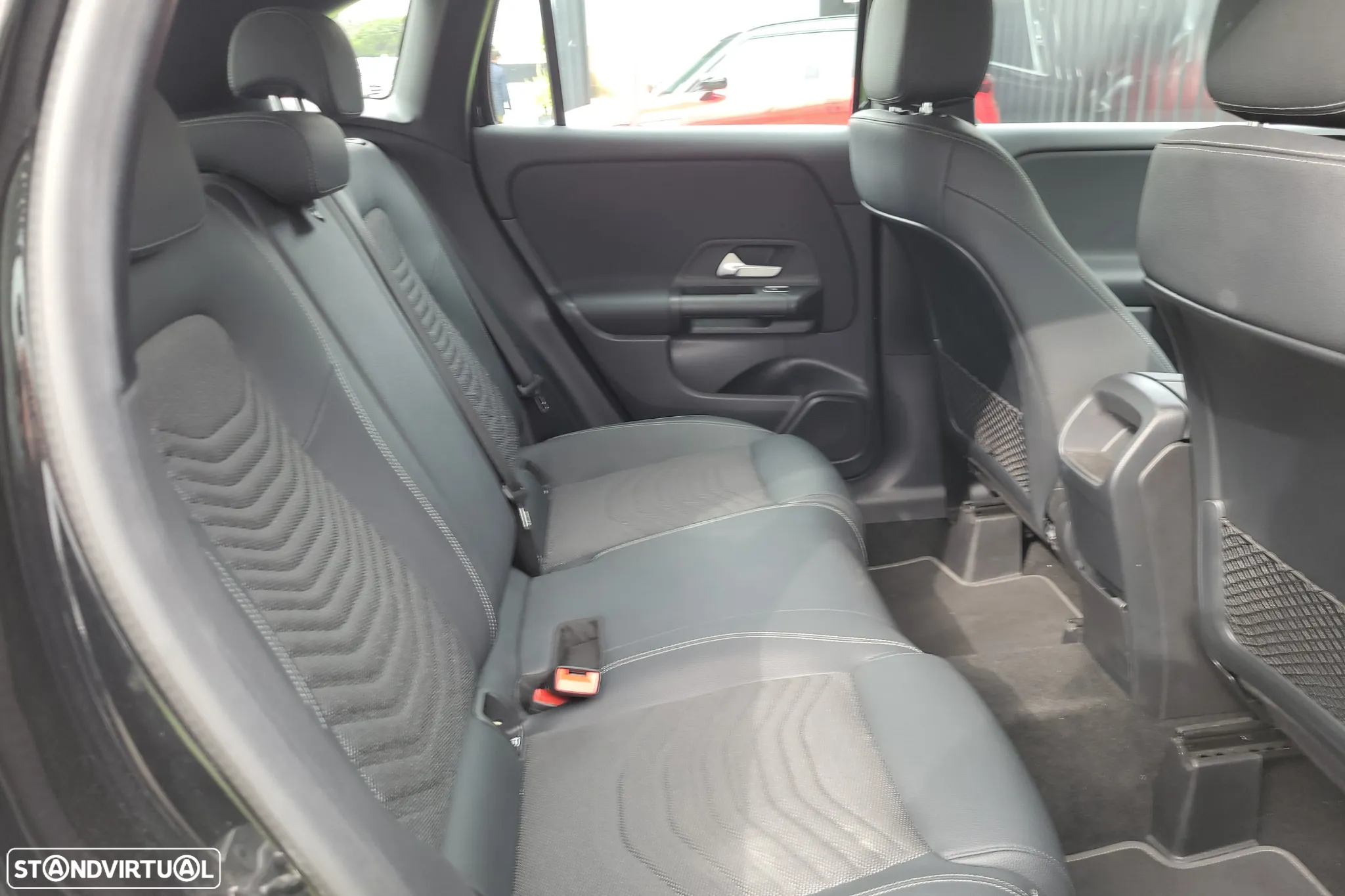 Mercedes-Benz GLA 200 Style - 21