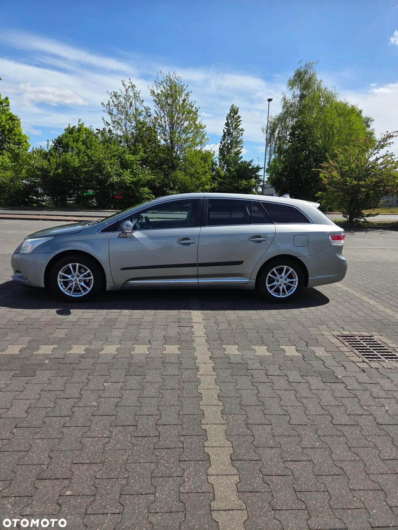 Toyota Avensis 1.8 Luna - 2