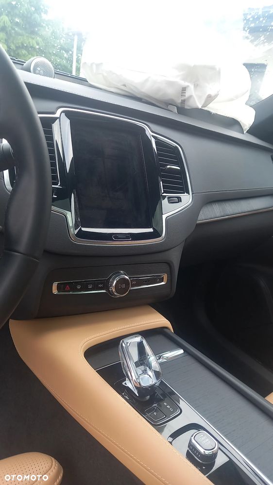 Volvo XC 90 - 6