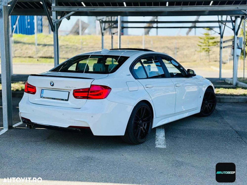 BMW Seria 3 330e iPerformance AT M Sport - 3