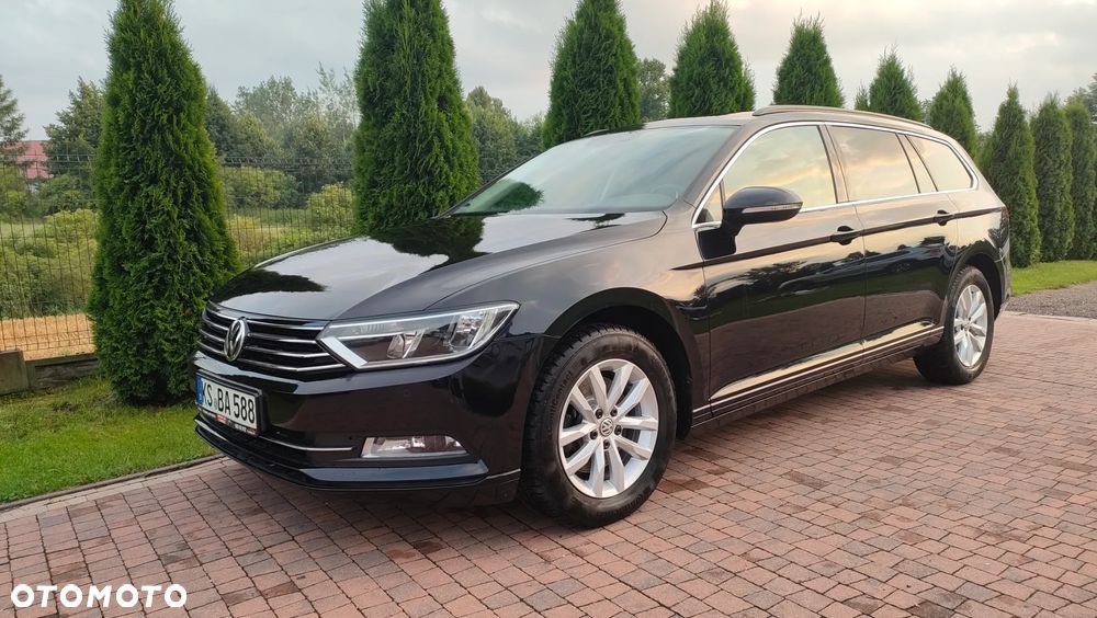 Volkswagen Passat 2.0 TDI SCR Elegance - 14
