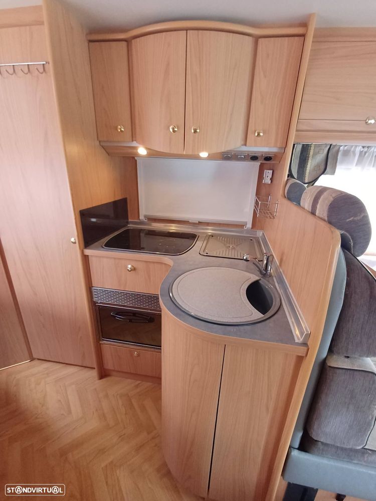 Renault Master Burstner Delfim T680 - 11