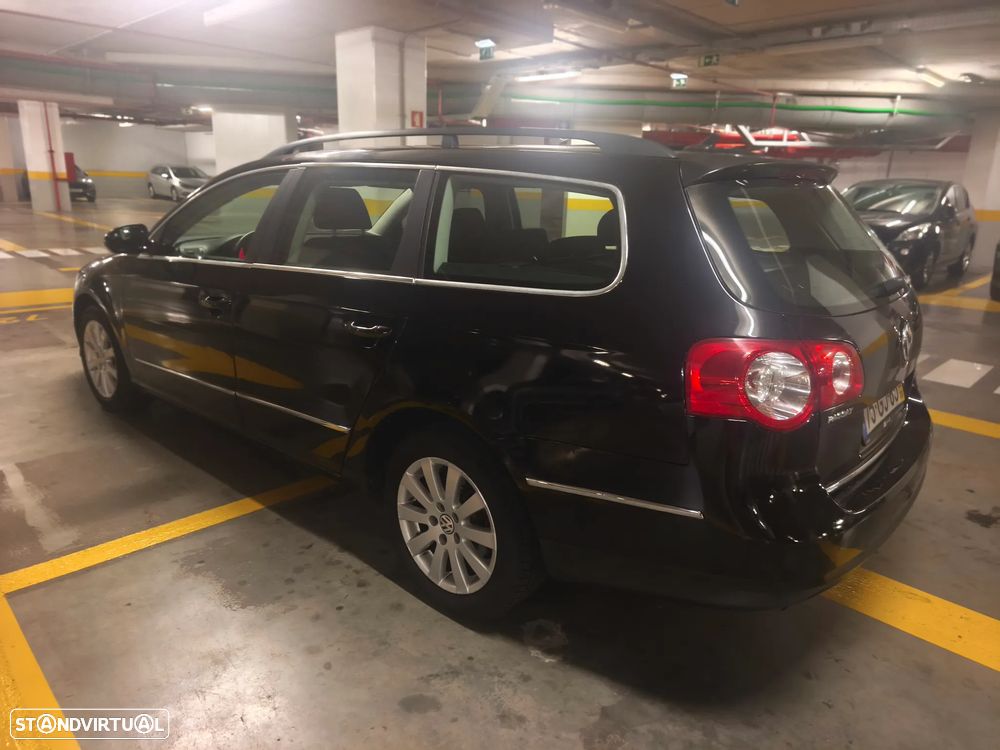 VW Passat Variant 2.0 TDI Highline - 22