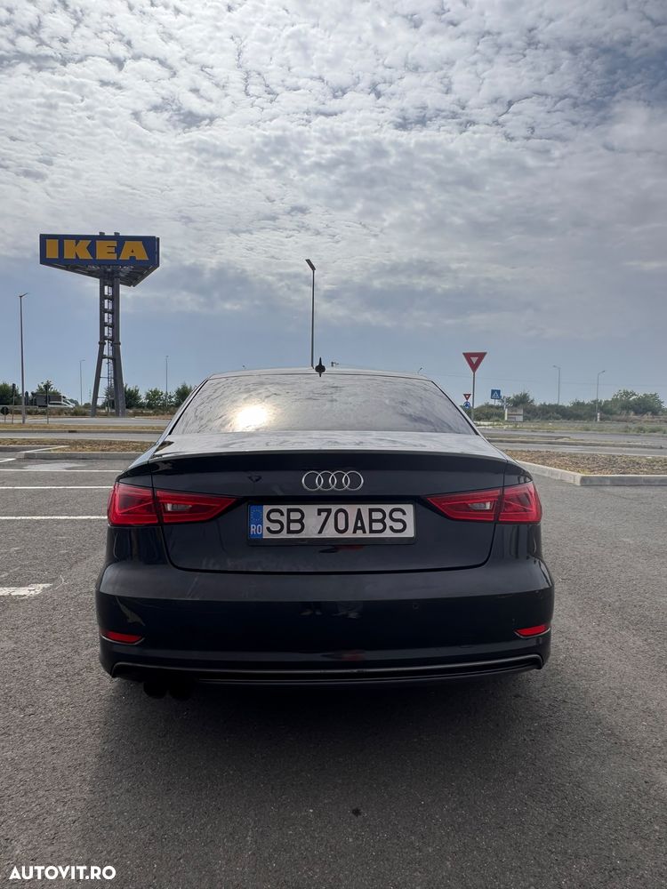 Audi A3 2.0 TDI Stronic Attraction - 9
